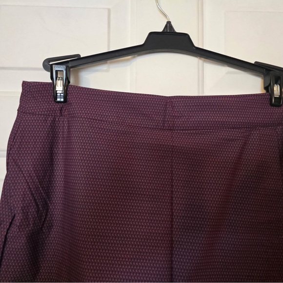 Spanx Womans Skort Large NWT UPF 50 Navy Burgundy Print Tennnis Pickleball Golf - Picture 4 of 9